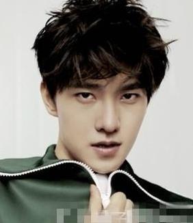 娱乐圈张艺兴爆料视频,独家爆料视频内容大揭秘  第2张